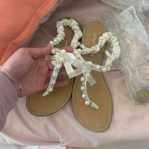 Beautiful only worn once white pearl sandals